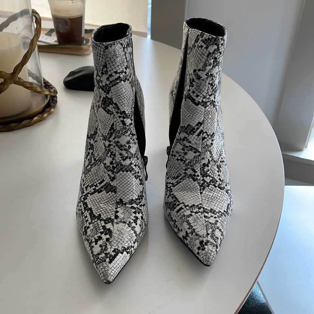 Princess Polly Snake Skin Boots- worn once great condition